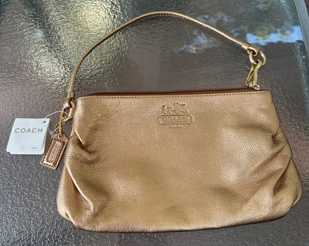 Coach Ali Metallic Wristlet Rose Gold NWT